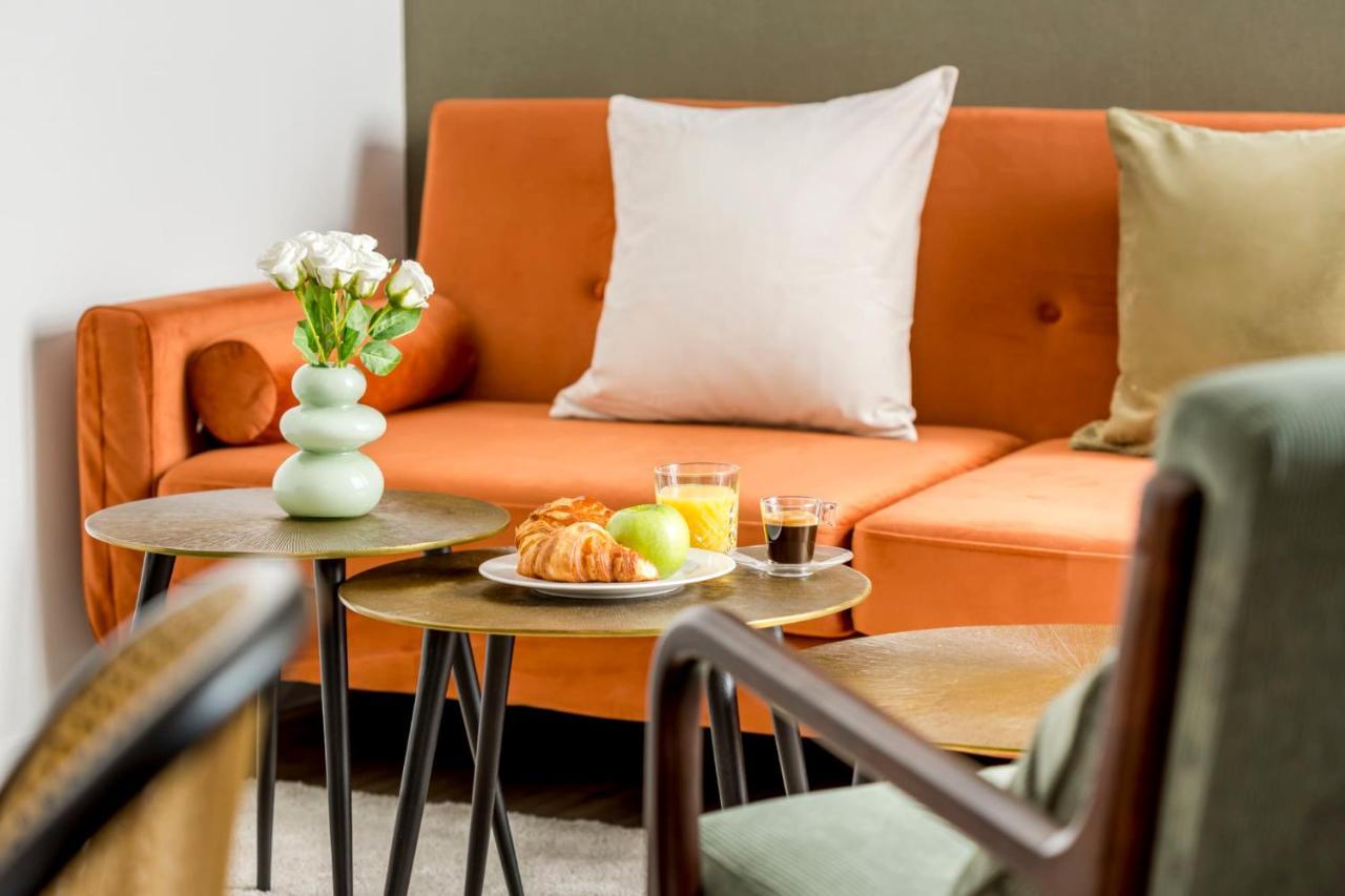 Cozy Apartment - Opera - Caumartin II Париж Екстериор снимка